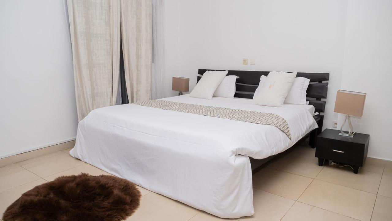 Hotel Djigui Abidjan Exterior photo